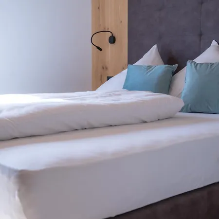 Haus Fontanas By Emju - Appartement Vandans