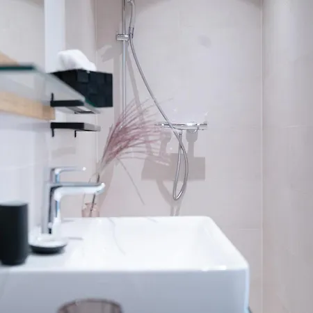 Haus Fontanas By Emju - Appartement *